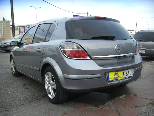 OPEL ASTRA 1.7 TDCI 110CV