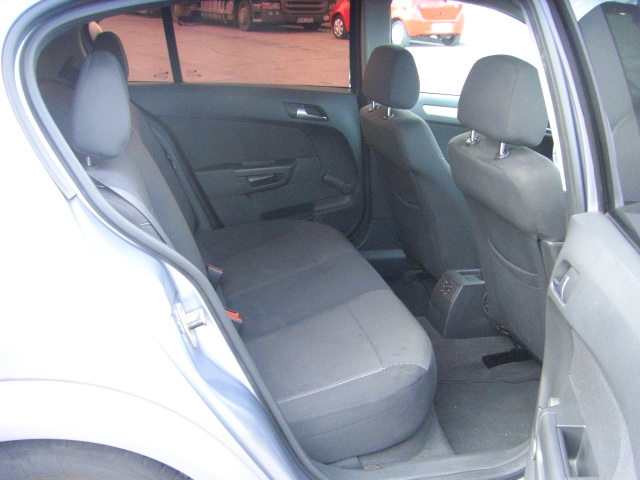 OPEL ASTRA 1.7 TDCI 110CV