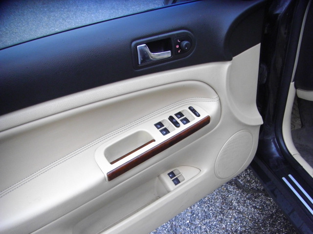 VW PASSAT 1.9TDI 130CV AUTO