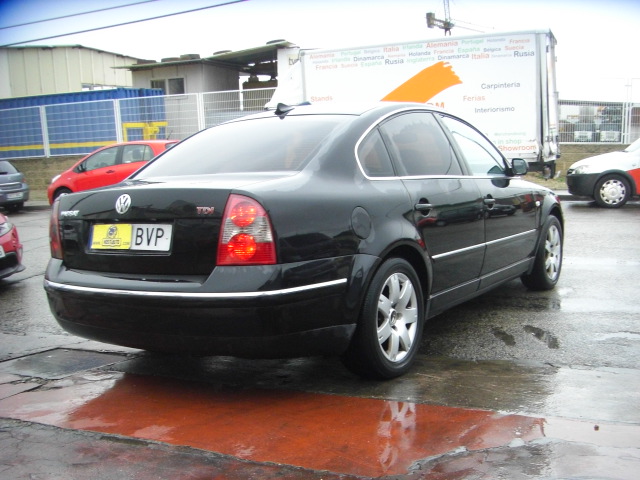 VW PASSAT 1.9TDI 130CV AUTO