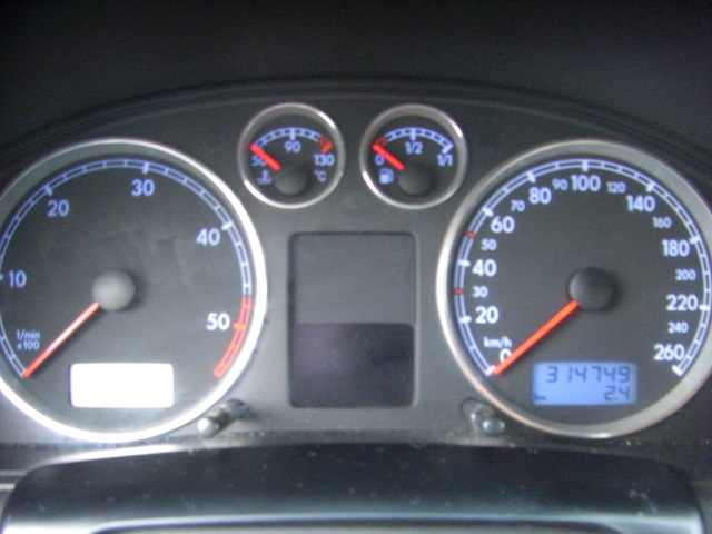 VW PASSAT 1.9TDI 130CV AUTO