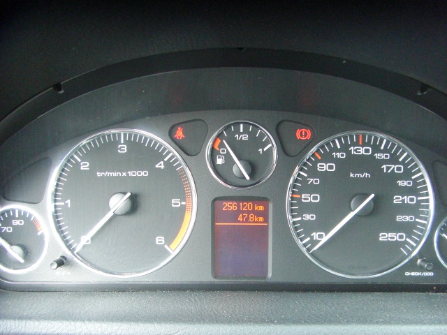 PEUGEOT 407 1.6 HDI 110CV