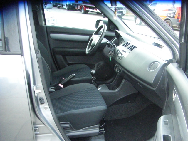 SUZUKI SWIFT 1.3 GLX 75CV DDIS