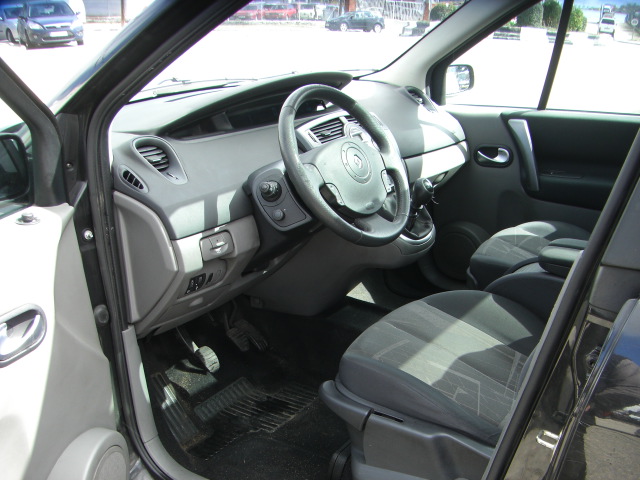 RENAULT GRAND SCENIC 1.9 DCI 120CV 7 PLAZAS