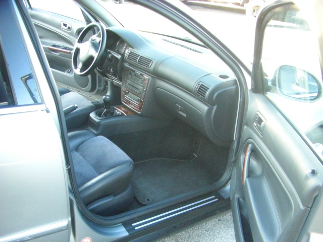 VOLKSWAGEN PASSAT 1.9 TDI 130CV