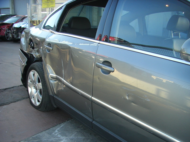 VOLKSWAGEN PASSAT 1.9 TDI 130CV