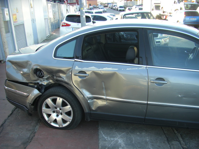 VOLKSWAGEN PASSAT 1.9 TDI 130CV