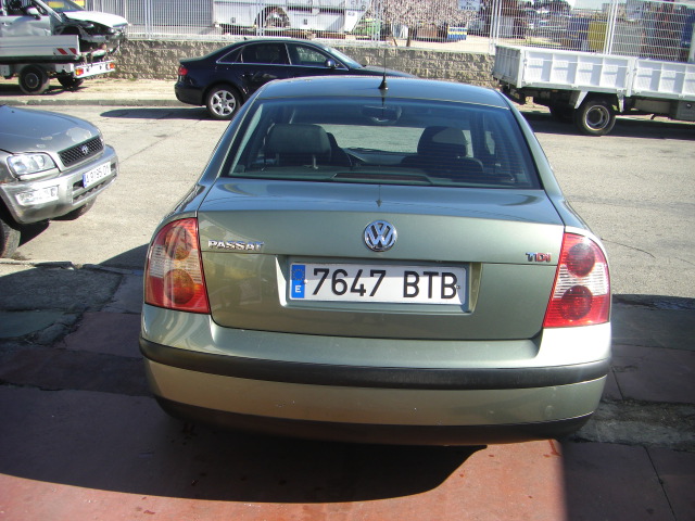 VOLKSWAGEN PASSAT 1.9 TDI 130CV