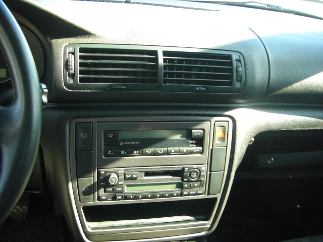 VOLKSWAGEN PASSAT 1.9 TDI 130CV