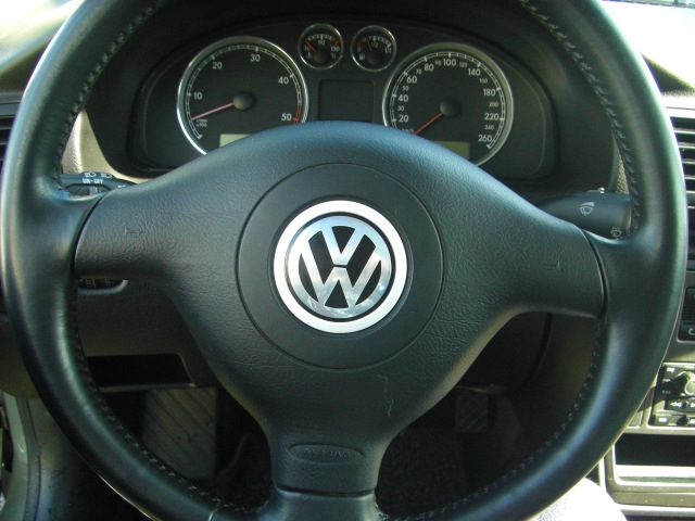 VOLKSWAGEN PASSAT 1.9 TDI 130CV
