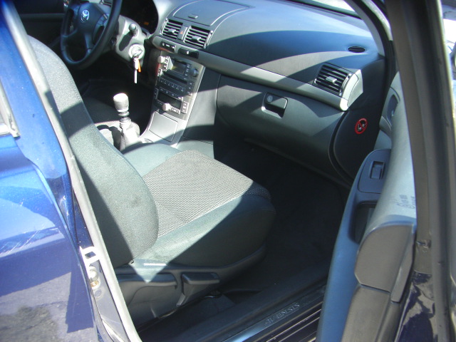 TOYOTA AVENSIS 2.0 D4D 126CV