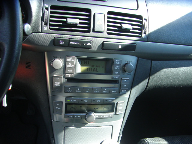 TOYOTA AVENSIS 2.0 D4D 126CV