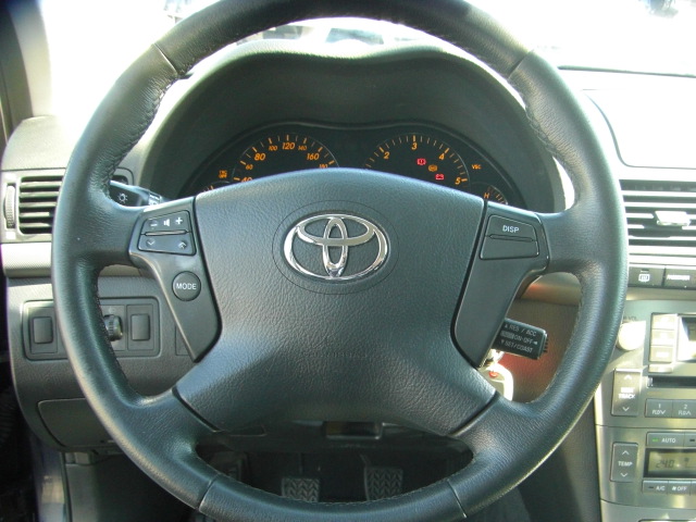 TOYOTA AVENSIS 2.0 D4D 126CV