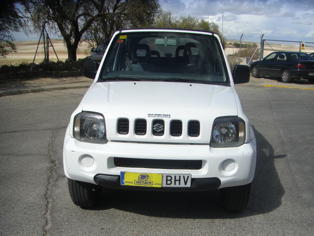 SUZUKI JIMNY 1.3i 4X4