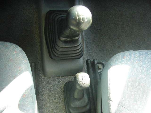 SUZUKI JIMNY 1.3i 4X4