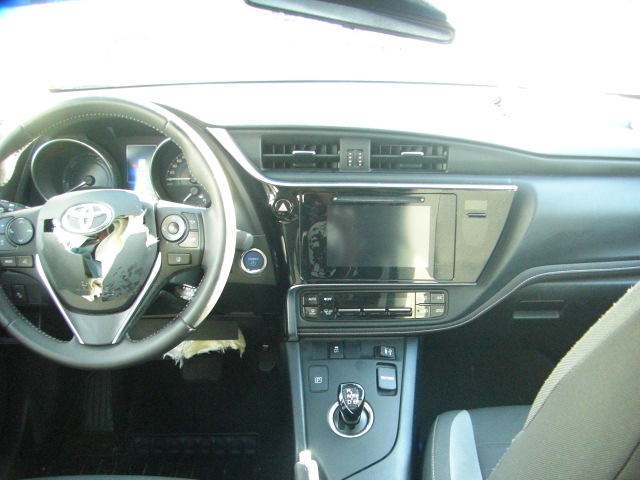 TOYOTA AURIS HIBRID 1.8 99CV FAMILIAR