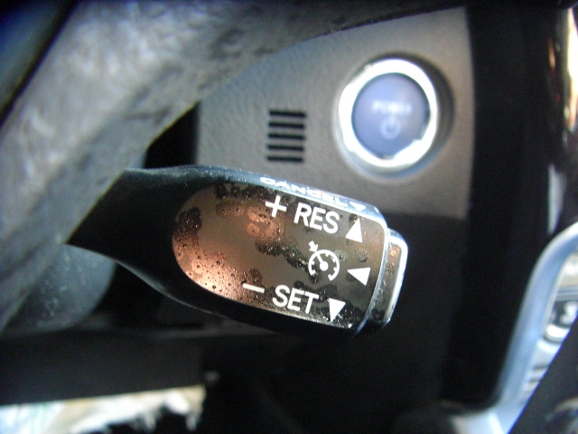 TOYOTA AURIS HIBRID 1.8 99CV FAMILIAR