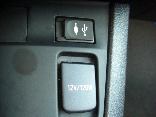 TOYOTA AURIS HIBRID 1.8 99CV FAMILIAR