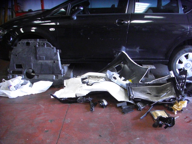 TOYOTA AURIS HIBRID 1.8 99CV FAMILIAR