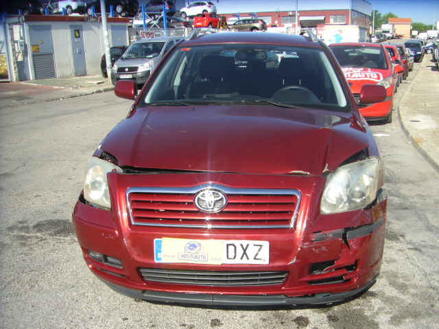TOYOTA AVENSIS FAMILIAR 2.2 D4D 150CV