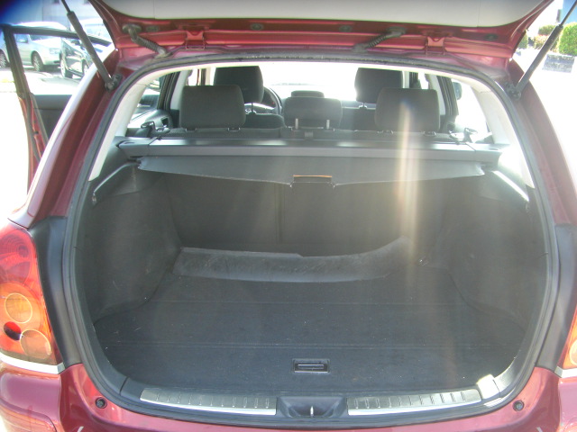 TOYOTA AVENSIS FAMILIAR 2.2 D4D 150CV