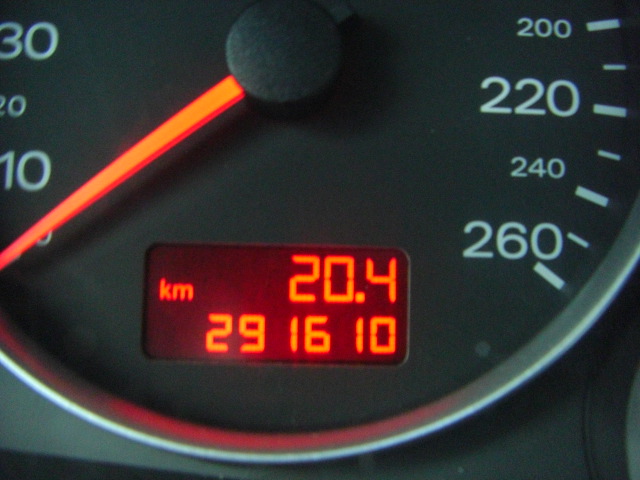 AUDI A4 VARIANT 2.0 TDI 140CV S LINE