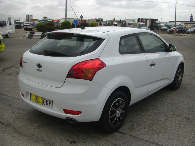KIA CEE´D 1.6 GASOLINA 126CV