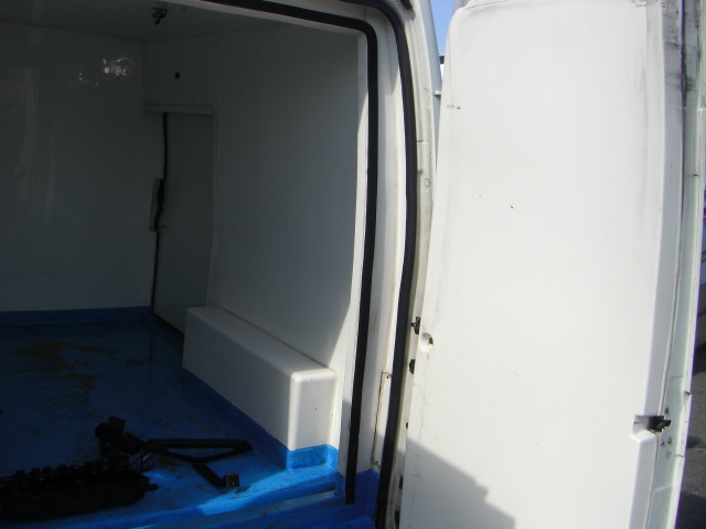 FORD TRANSIT 2.0 85CV ISOTERMO B5 T 260