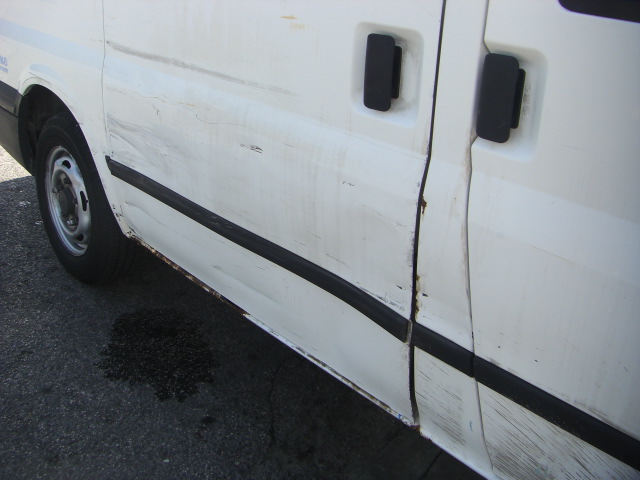 FORD TRANSIT 2.0 85CV ISOTERMO B5 T 260