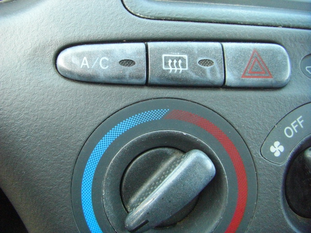 TOYOTA YARIS 1.0 VVT-I 68CV