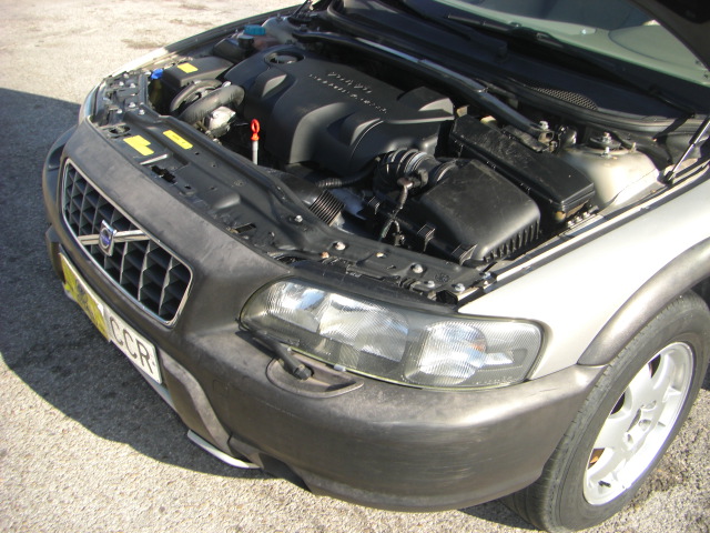 VOLVO V 70 2.4 D CROSS COUNTRY 163CV 4X4 AUTOMATICO