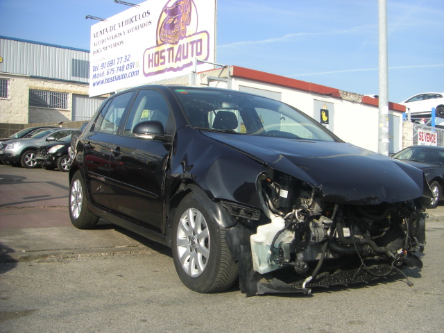 VOLKSWAGEN GOLF 1.9 TDI 105CV