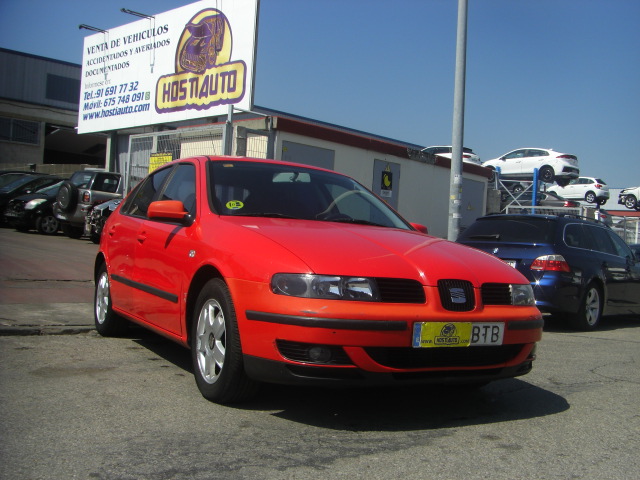 SEAT LEON 1.6 GASOLINA 105CV