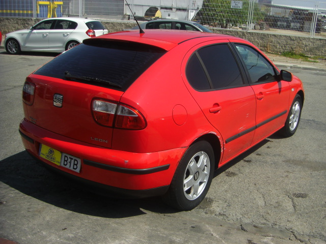 SEAT LEON 1.6 GASOLINA 105CV