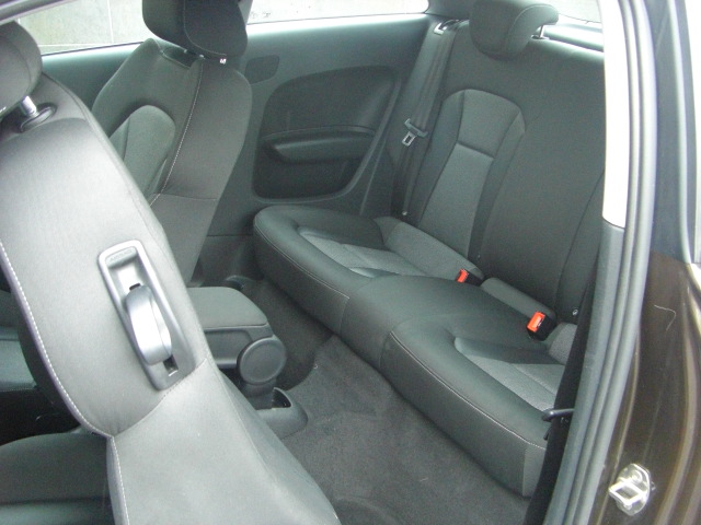 AUDI A-1 1.6 TDI 105CV