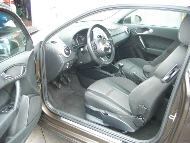 AUDI A-1 1.6 TDI 105CV