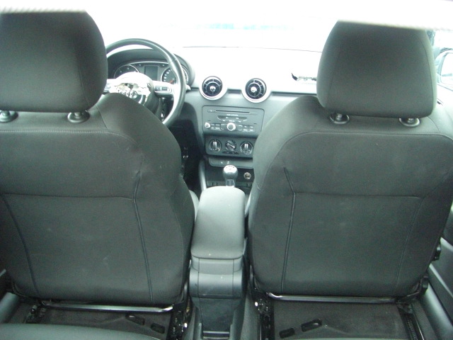 AUDI A-1 1.6 TDI 105CV