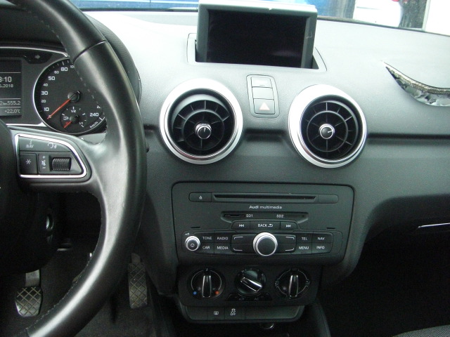 AUDI A-1 1.6 TDI 105CV