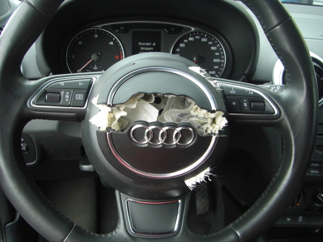 AUDI A-1 1.6 TDI 105CV