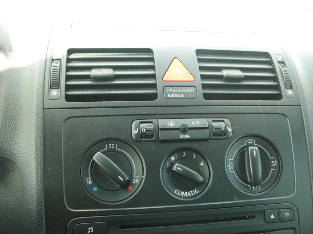 VOLKSWAGEN TOURAN 1.9 TDI 105CV DSG 7 PLAZAS