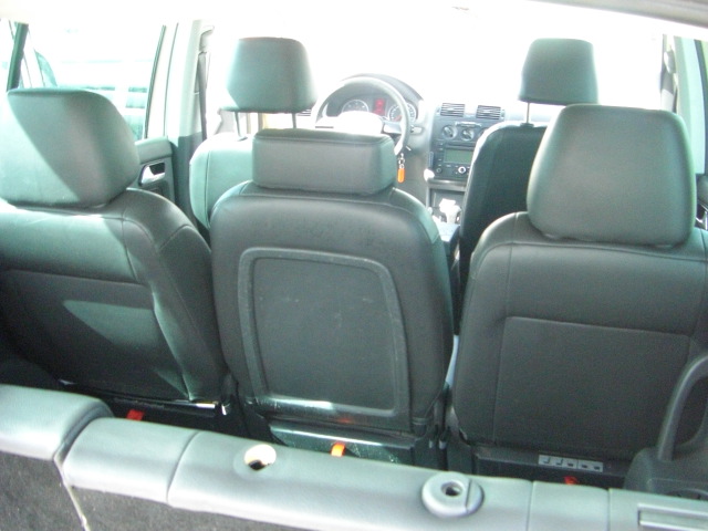 VOLKSWAGEN TOURAN 1.9 TDI 105CV DSG 7 PLAZAS