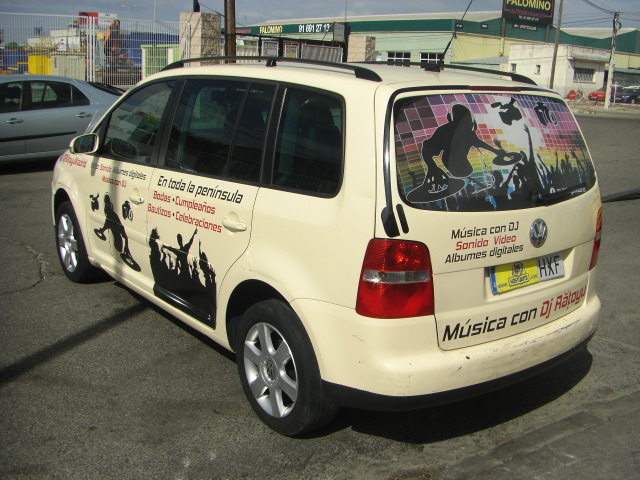 VOLKSWAGEN TOURAN 1.9 TDI 105CV DSG 7 PLAZAS