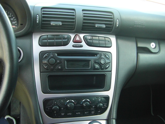 MERCEDES BENZ C-180 KOMPRESOR 1.8 143CV GASOLINA