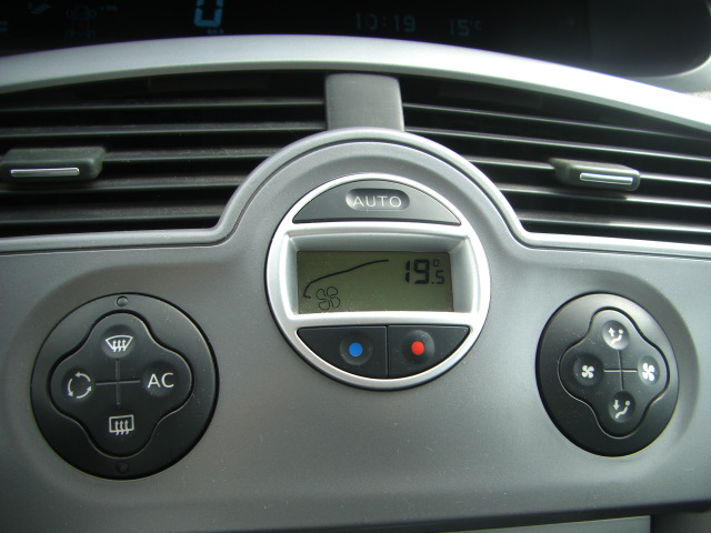 RENAULT MEGANE SCENIC 1.5 DCI 107CV