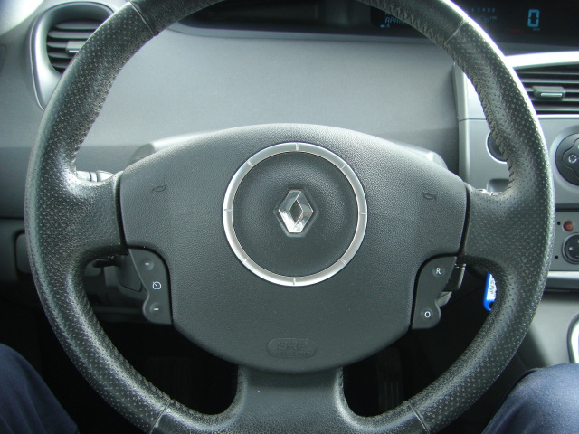 RENAULT MEGANE SCENIC 1.5 DCI 107CV