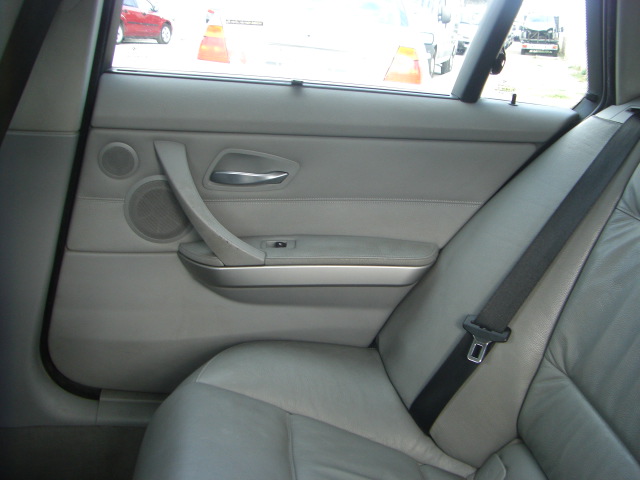 BMW 320D TOURING 2.0 136CV