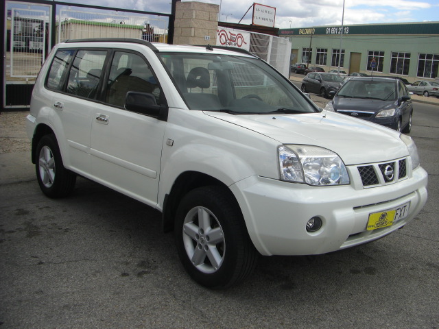 NISSAN X-TRAIL 2.2 D 136CV 4x2