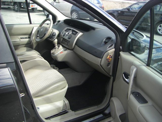 RENAULT GRAND SCENIC 1.9 TDI 130CV 7 PLAZAS