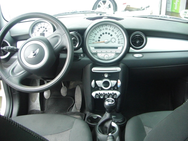 MINI ONE 1.6 D 90CV