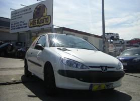 PEUGEOT 206 VAN 1.4 HDI 68CV PEUGEOT 206 VAN 1.4 HDI 68CV